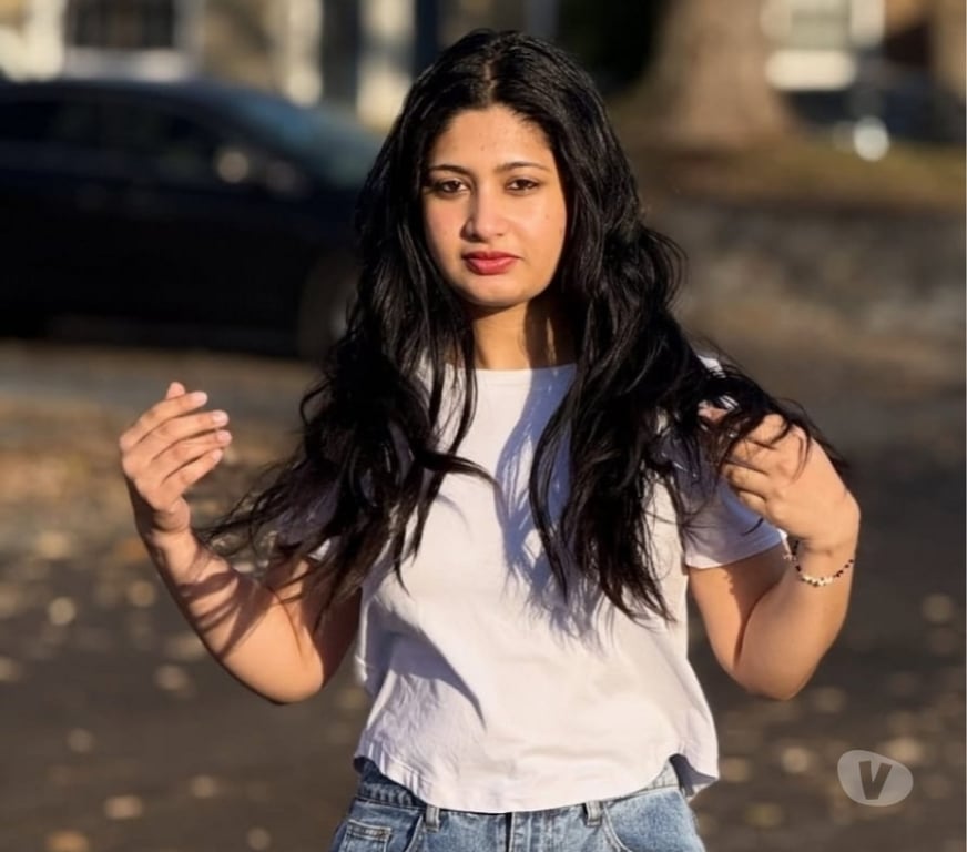 Escorts West Midlands Wolverhampton - Photos for Soft & Beautiful Indian Girl | Stress Relief & Relaxation