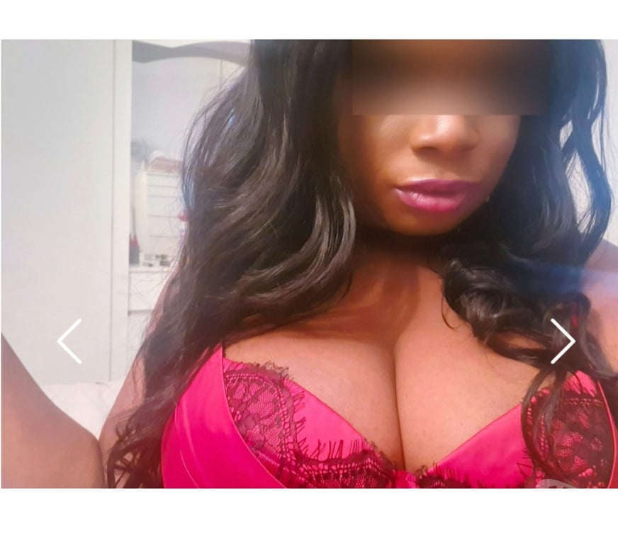 Escorts West London Hillingdon - Photos for NEW* Busty Ebony Bombshell in Harlington This Week Only
