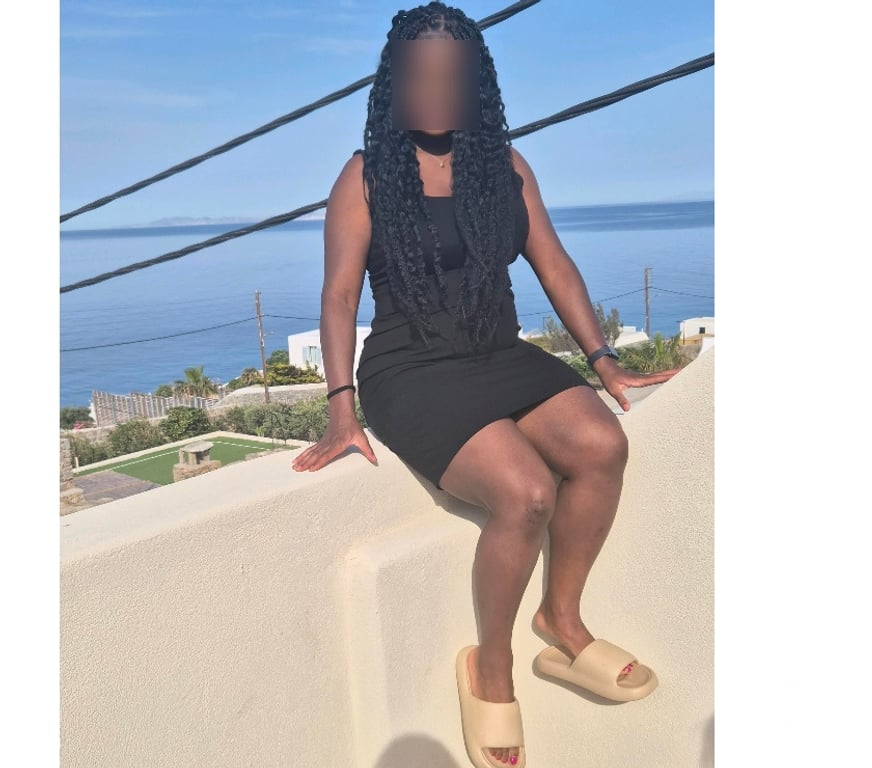 Escorts West London Hillingdon - Photos for NEW* Busty Ebony Bombshell in Harlington This Week Only
