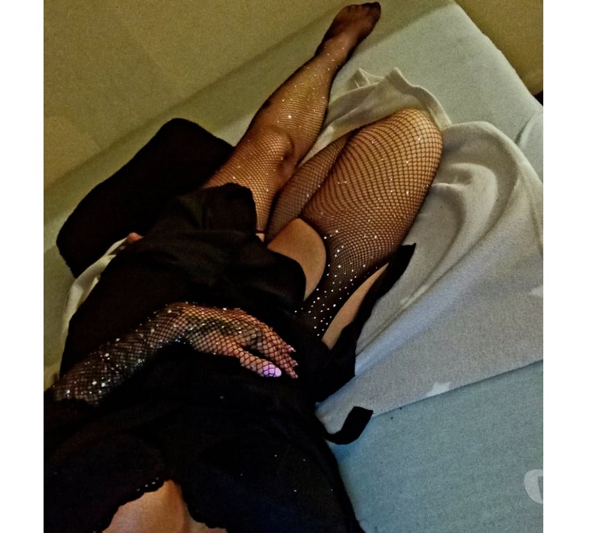 Escorts East London North Greenwich Station - East London - Photos for Melanie milf xx