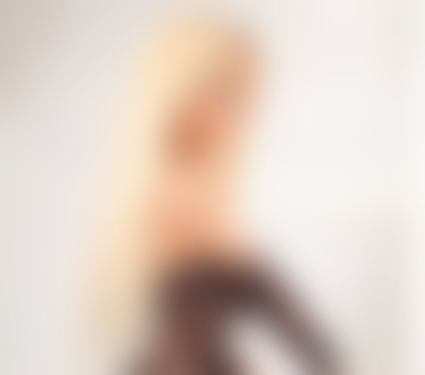 🖤ELLA✨ Your Ultimate Escape with a Blonde Beauty ✨