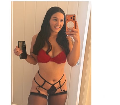 Photos for Amanda🇧🇷👄 very hot Brazilian girl 🇧🇷🇧🇷