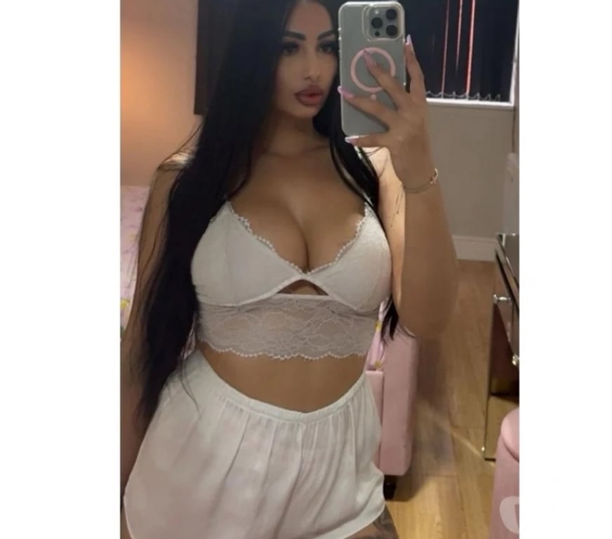 Escorts Belfast Belfast City Centre (South) - Belfast - Photos for Silvia 💯❤️BRAZILIAN PARTY GIRL💯❤️