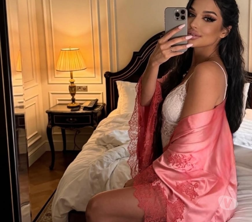 Escorts West Yorkshire Kirklees - Photos for Bella 🩷 new🔝 sexy VIP ✨️