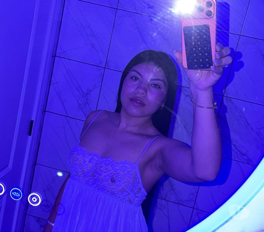 Escorts West Northamptonshire Northampton - West Northamptonshire - Photos for Hot Brunett 😍Friendly 🔥