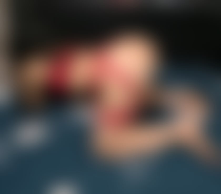 Escorts Cardiff Cardiff City Centre - Cardiff - Photos for Available now xx petite brunette xx peachy bum