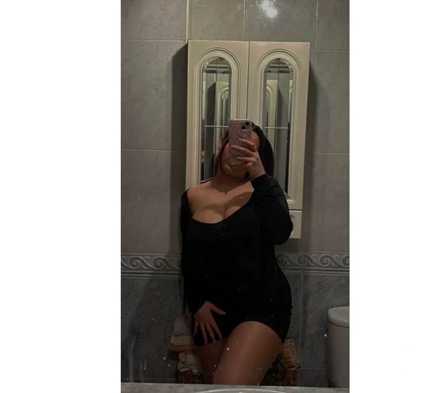 Adult Entertainment Cambridgeshire Cambridge - Photos for Your Curvy Goddess Diamond Ruby