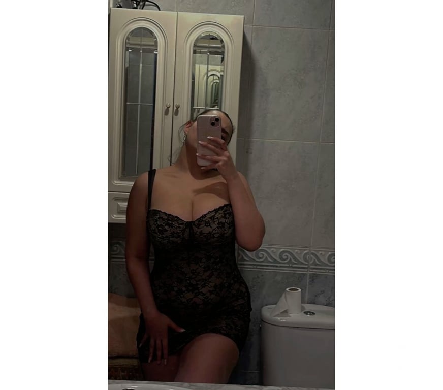 Adult Entertainment Cambridgeshire Cambridge - Photos for Your Curvy Goddess Diamond Ruby