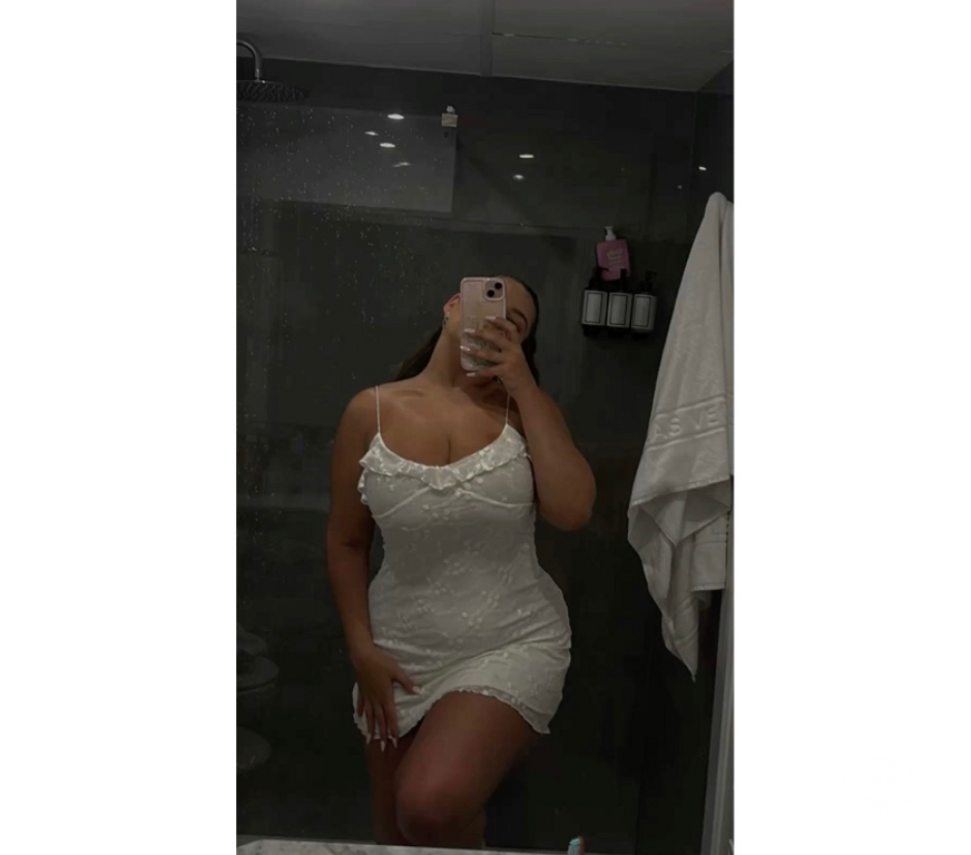 Adult Entertainment Cambridgeshire Cambridge - Photos for Your Curvy Goddess Diamond Ruby