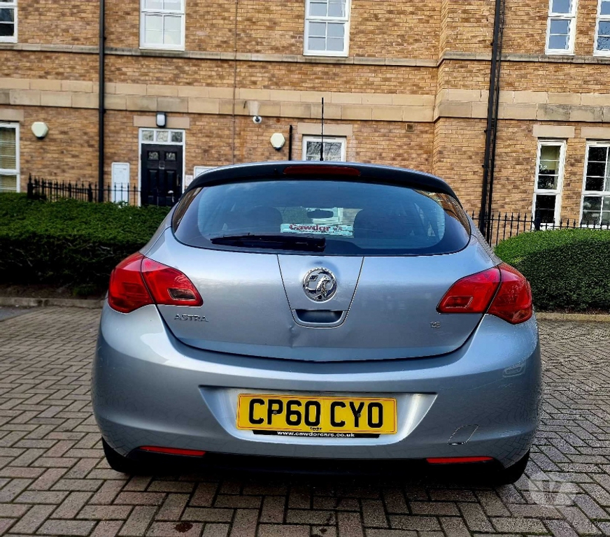 used cars for sale West Yorkshire Wakefield - Photos for 2010 vauxhall astra 16v exclusiv
