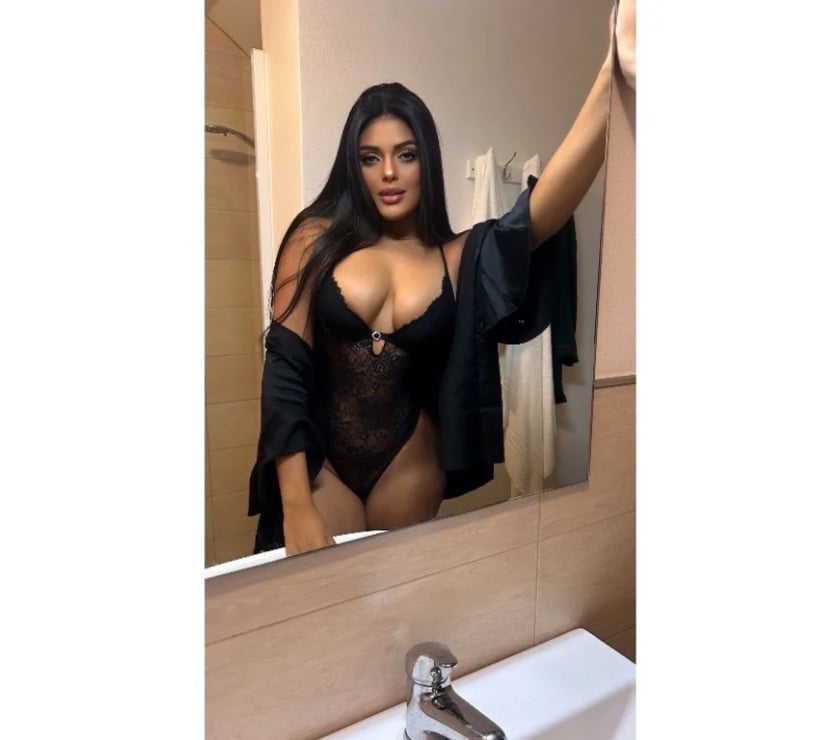 Escorts Luton Town Centre Luton - Photos for Hi new I'm clara party any time