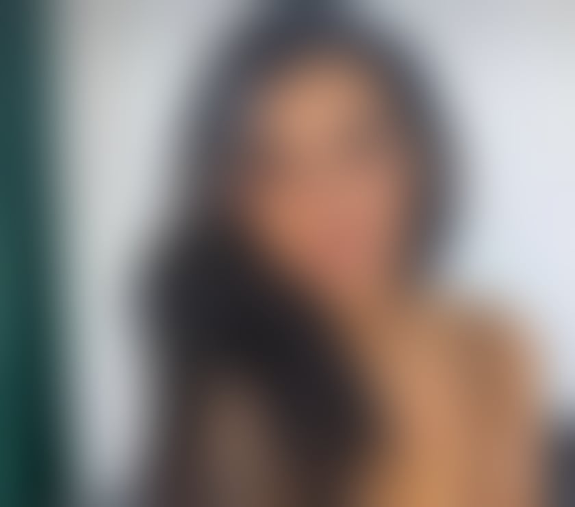 Escorts Luton Town Centre Luton - Photos for Hi new I'm clara party any time