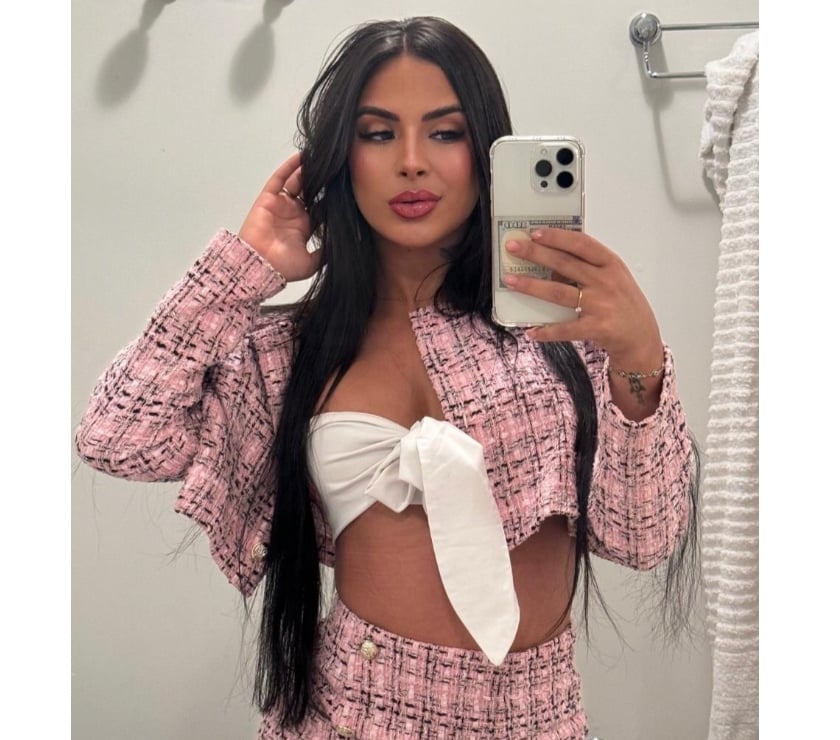  Escorts Hounslow Heath Hounslow - Photos for JADE 🔥🔥 LATINA KISSES PARTY 🔥🔥