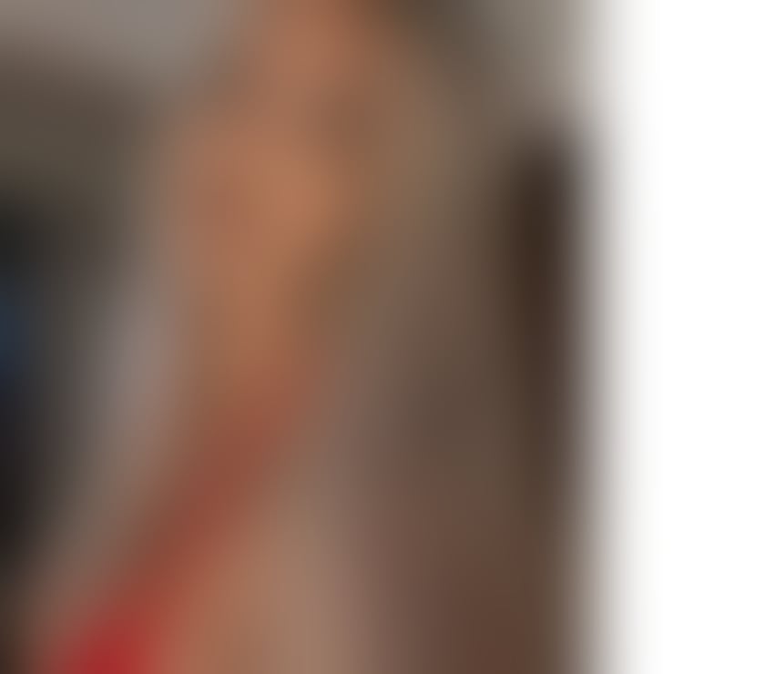 Escort Barking Barking and Dagenham - Photos for More details on WhatsApp Sara