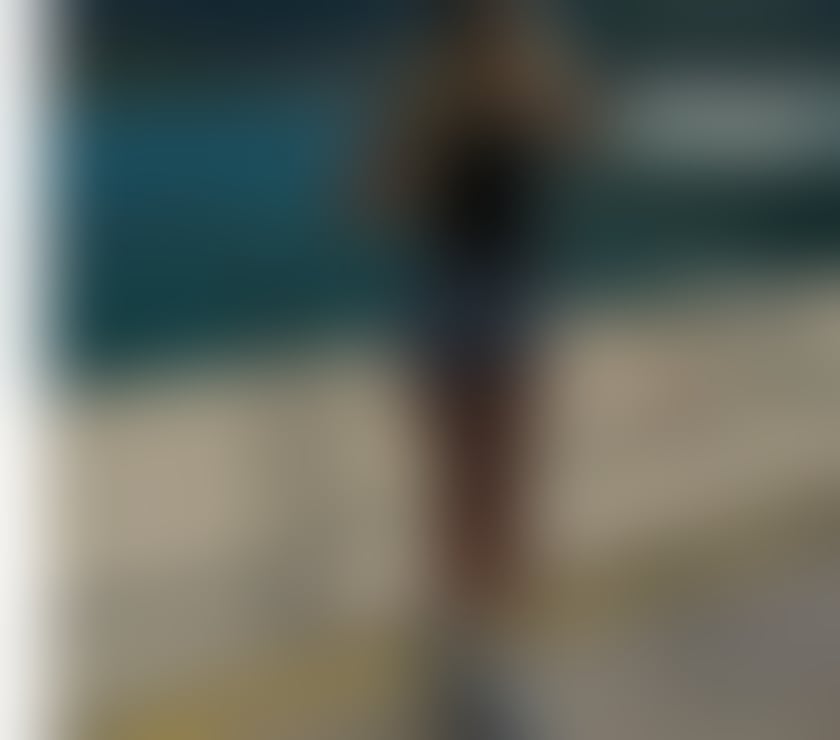 Escort Barking Barking and Dagenham - Photos for More details on WhatsApp Sara