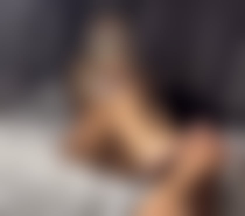 Escort Barking Barking and Dagenham - Photos for More details on WhatsApp Dilara