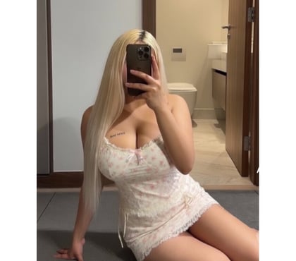 Escort Barking Barking and Dagenham - Photos for More details on WhatsApp Sara