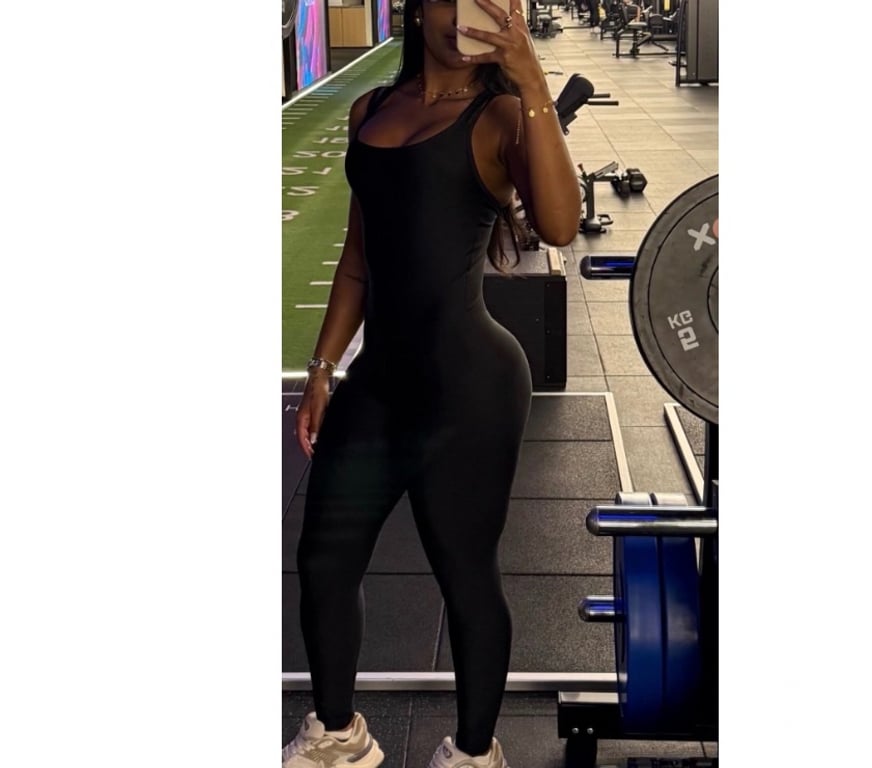 Escorts Hertfordshire Watford - Photos for IZA relaxante GF experience WATFORD WD18🔥🎉