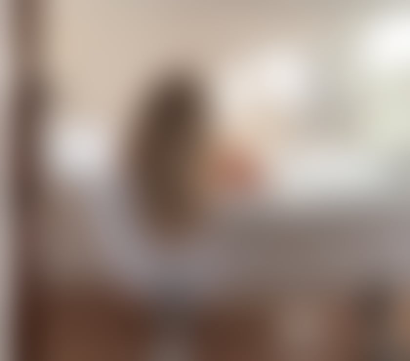 Tantric massage , Dip tissue with Laura