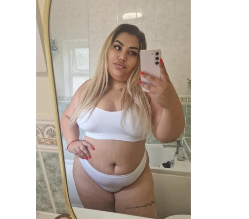 Escorts North London Edmonton - North London - Photos for Chubby ajlin x Big ass 💋