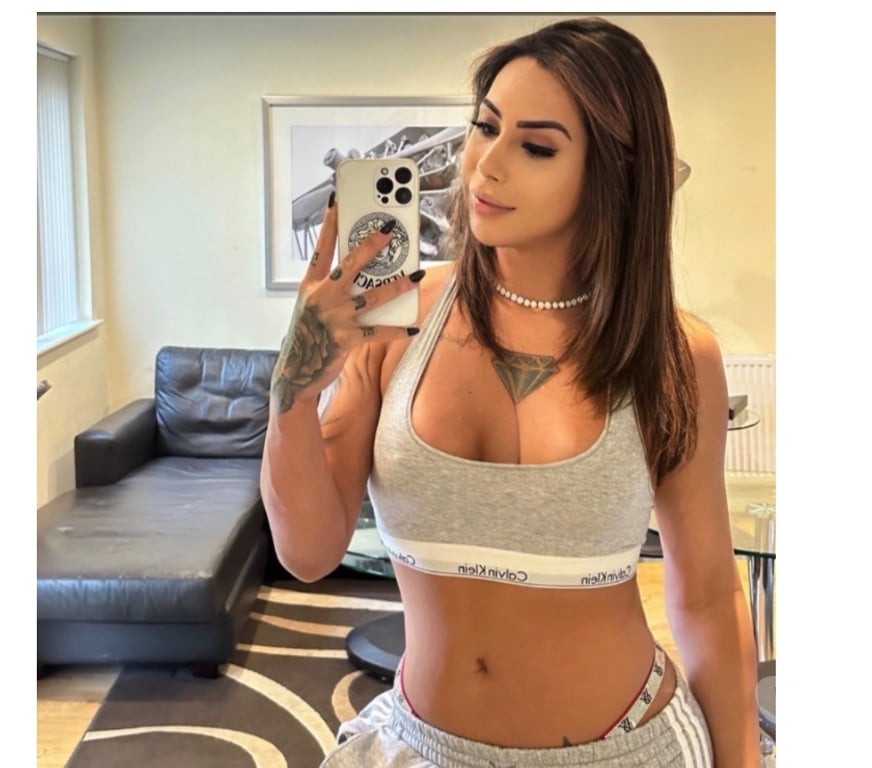 Trans Escorts South West London Tolworth - South West London - Photos for Amanda hot Brazilian