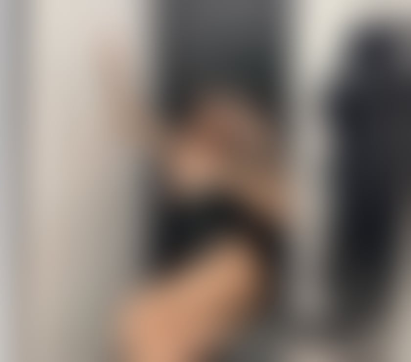 Photos for Thai trans girl, but I’ve something rock hard down below.