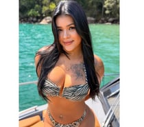 BRAZILIAN GIRL 🫦🔥