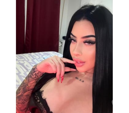 Escorts Croydon Town Centre Croydon - Photos for 😋 Elegant & Sensual brunette party in Croydon 💜😜