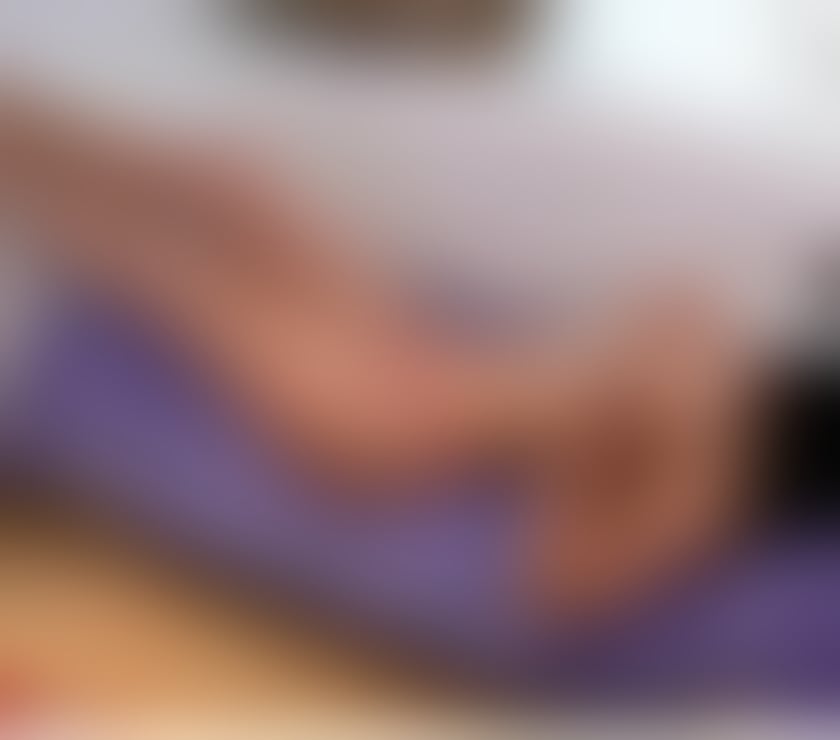 Escorts Buckinghamshire High Wycombe - Buckinghamshire - Photos for Busty Mature Mixed race MILF escort in High Wycombe