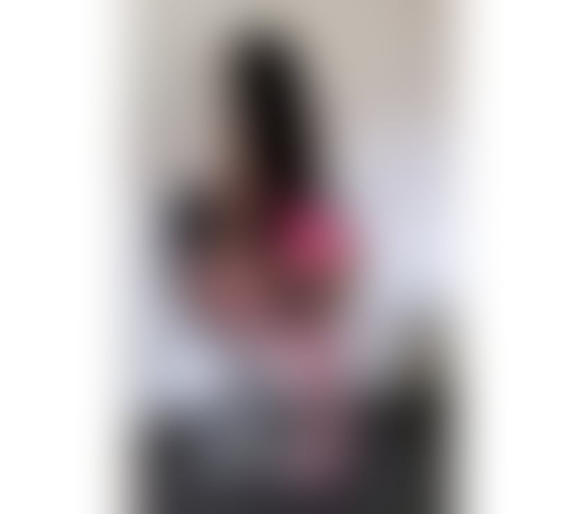 Escorts South West London Tooting - South West London - Photos for 🥰Karina party 🎉girls new in town no rush 🥰