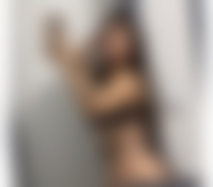 🥳Nicol new in you town no rush party 🥳 girls