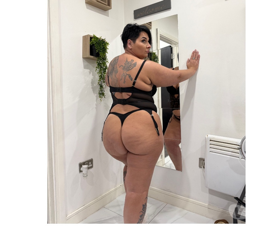 Escorts East London Gants Hill Station - East London - Photos for ❤️BUSTY DIANA IN TOWN❤️