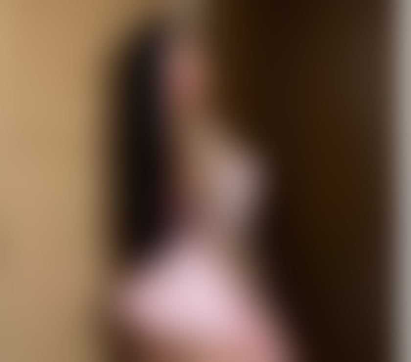 Escorts Watford Town Centre Watford - Photos for SEXY BRUNETTE WITH A CALM AND IRRESISTIBLE CHARM 😈✨