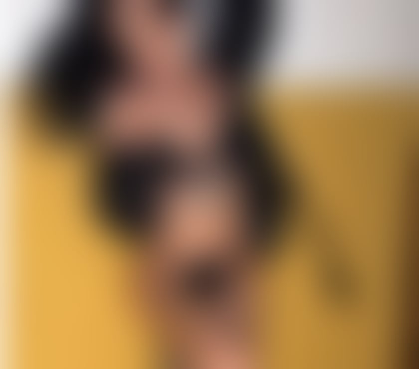 Julia💕new in town