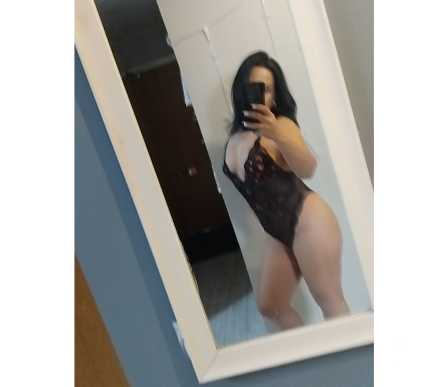 Escorts West Yorkshire Leeds - Photos for What you see it's what you get,new petite beauty