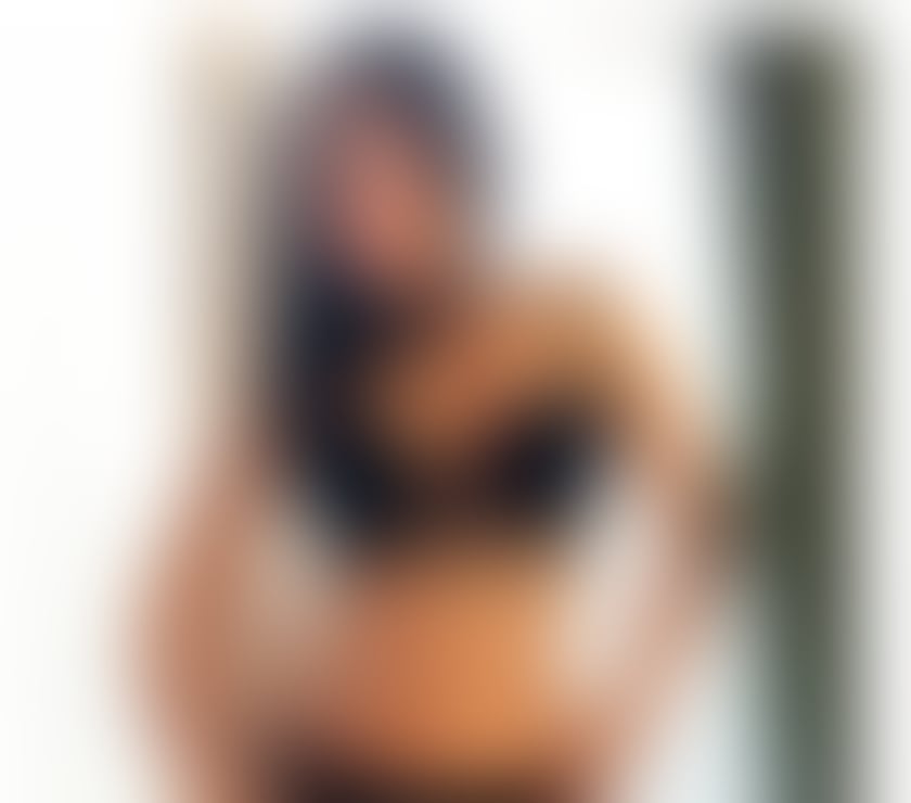 Trans Escorts Essex Thurrock - Essex - Photos for TS Miranda beautiful Latina very powerful for your fantasies