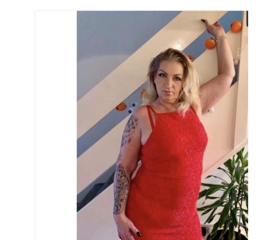 Escorts East London Isle of Dogs - East London - Photos for CHLOE MILF ❤️ HUNGARY LADY