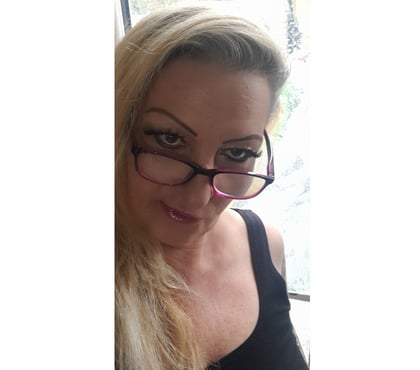 Escort Isle of Dogs East London - Photos for CHLOE MILF ❤️ HUNGARY LADY