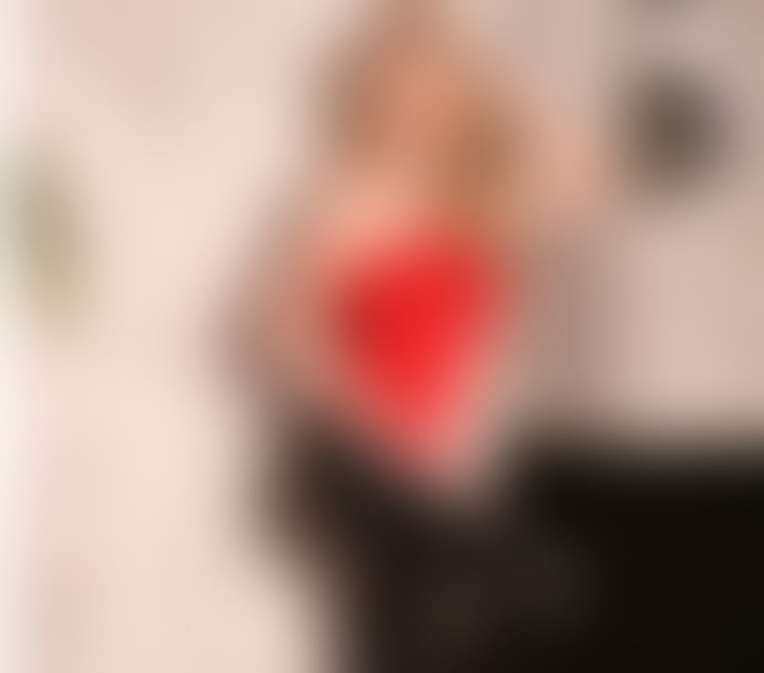 Escorts West Sussex Crawley - Photos for Gorgeous Sam for gentleman pleasure and satisfaction!