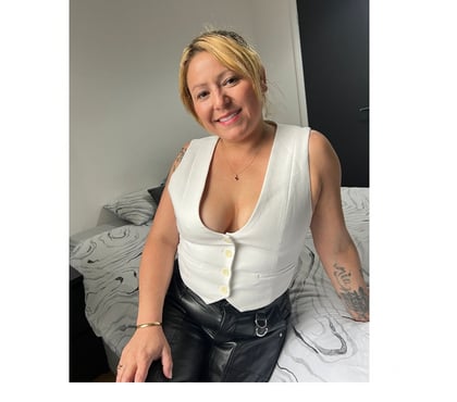  Escorts Northwood Hills Station Hillingdon - Photos for Maya party paraguayan girl back in town!