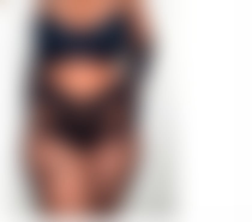 Escorts South East London Bromley - Photos for HOT LATINA IN TOWN BIG 🍑😋NO RUSH🍭😋