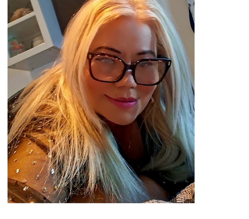 Escorts North London Edmonton - North London - Photos for Sexy Alexa party grils Best bj 😘😘😘💋