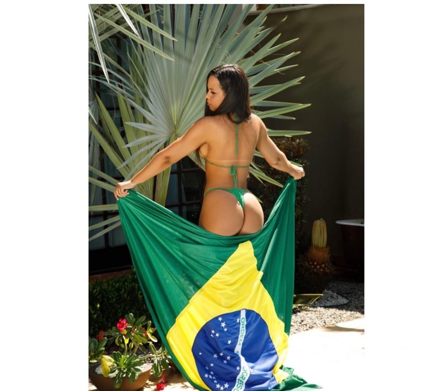 Escorts Hertfordshire Watford - Photos for Bruna , sexy hot and Brazilian , girl party 🇧🇷