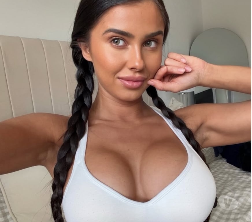 Escorts Essex Harlow - Photos for Sophie✨GENUINE HIGH CLASS✨BigAssBigBoobs🔥PARTY✨
