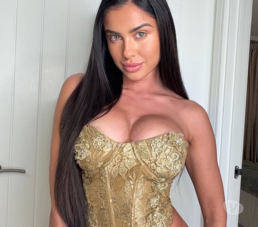 Escorts Essex Harlow - Photos for Sophie✨GENUINE HIGH CLASS✨BigAssBigBoobs🔥PARTY✨