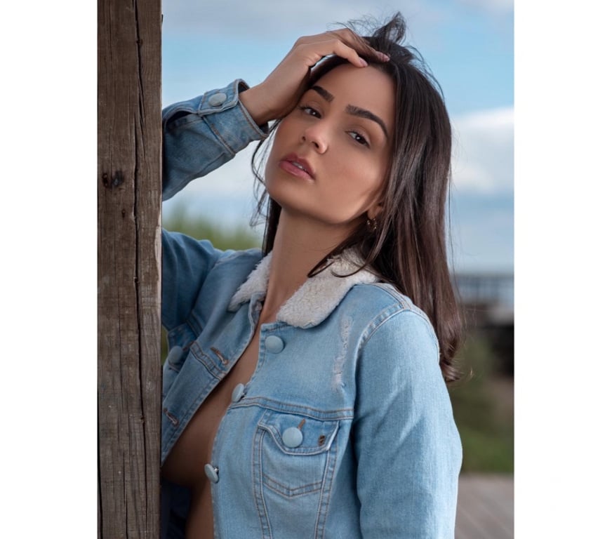 Escorts South East London Borough - South East London - Photos for Brazilian beauty, masseuse, and very hot.