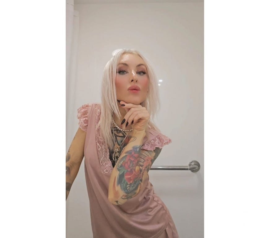 Escorts South East London Croydon - Photos for Karina Stunning Blond Sexy🔥