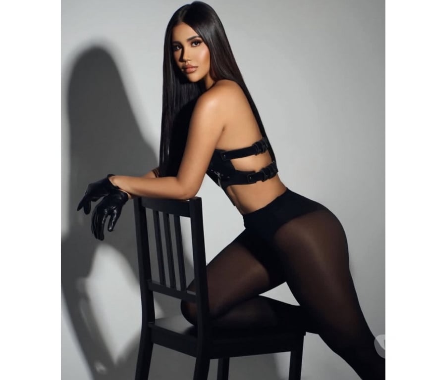 Escorts West Sussex Crawley - Photos for KAROL BRAZILIAN SEXY GIRL - NEW IN CRAWLEY