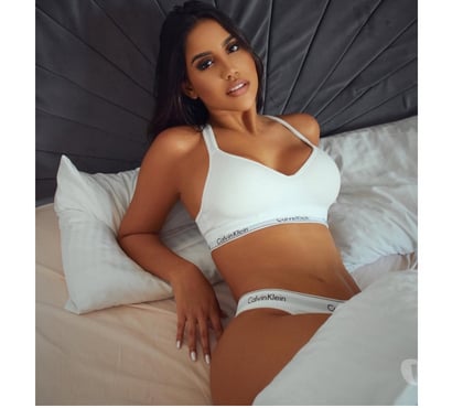  Escorts & Erotic Massage Three Bridges Crawley - Photos for KAROL BRAZILIAN SEXY GIRL - NEW IN CRAWLEY