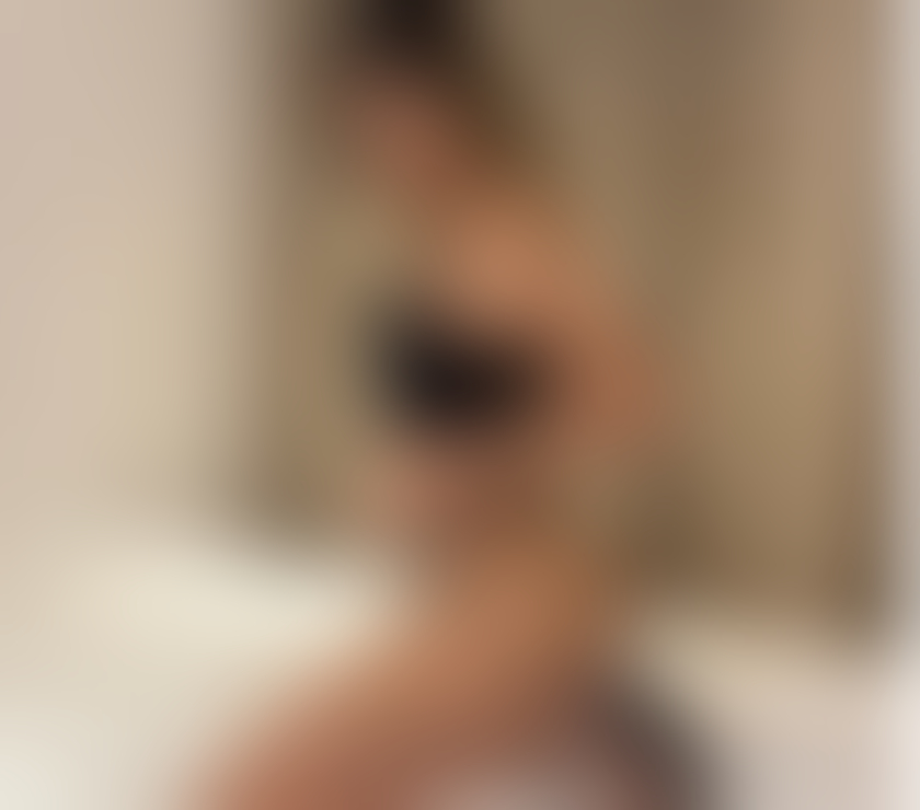 Escorts South West London Fulham Broadway - South West London - Photos for Angel 🩷 Hot Brazilian